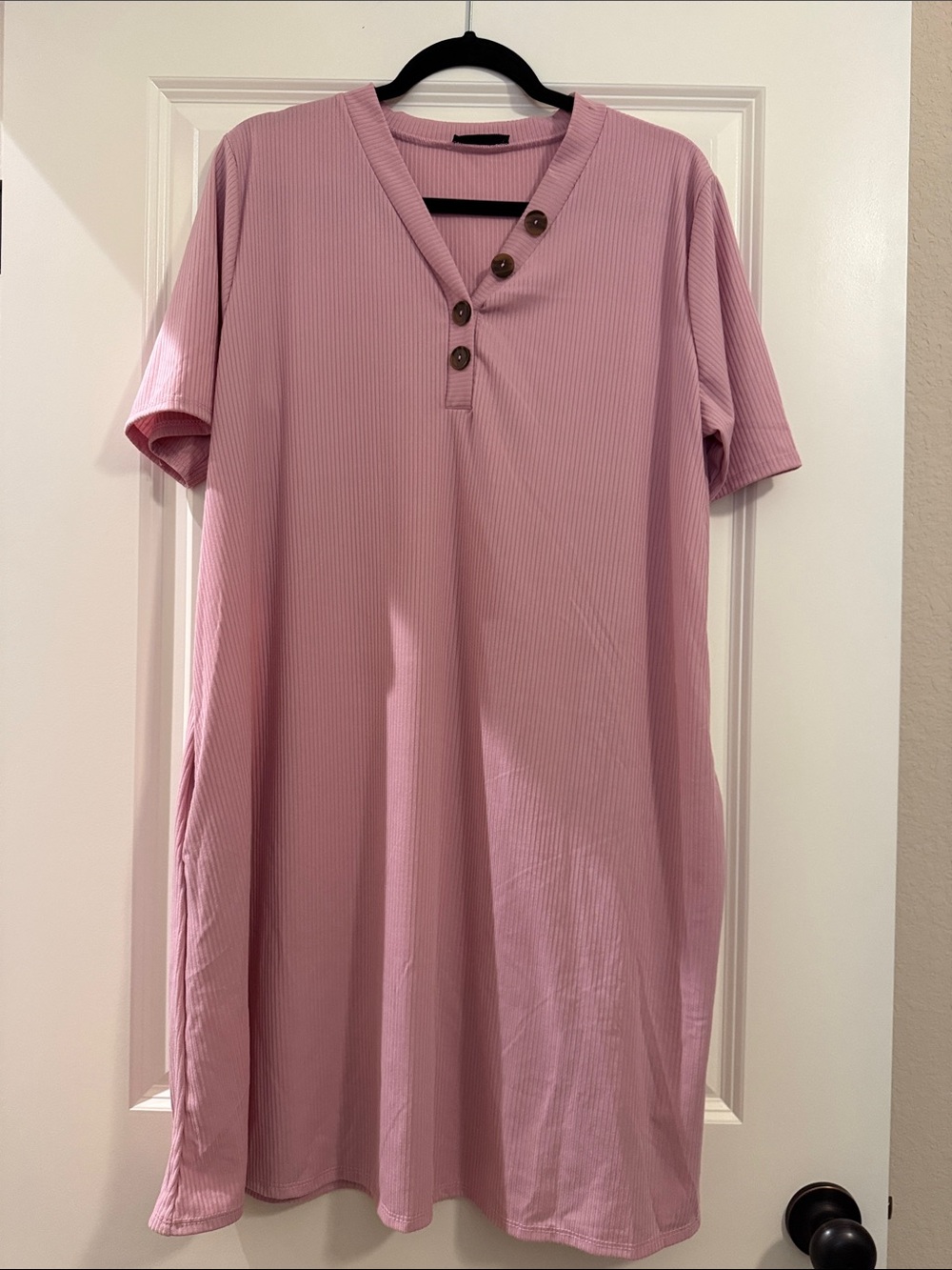 Relaxed Pink Midi Dress with Button Placket